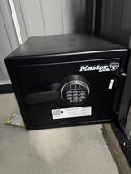 Masterlock brandwerende kluis, Ophalen, Zo goed als nieuw, Brandkast