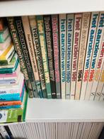 Collectie 'Het Aanzien van' Jaarboeken, Ophalen of Verzenden, Gelezen, Catalogus