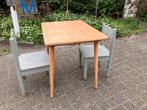 Houten Schilte schooltafeltje met 2 stoeltjes, Kinderen en Baby's, Kinderkamer | Tafels en Stoelen, Gebruikt, Ophalen, Stoel(en)