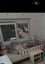 Kinderbed met uitvalbescherming, Kinderen en Baby's, Kinderkamer | Stapelbedden en Hoogslapers, Ophalen of Verzenden, Zo goed als nieuw