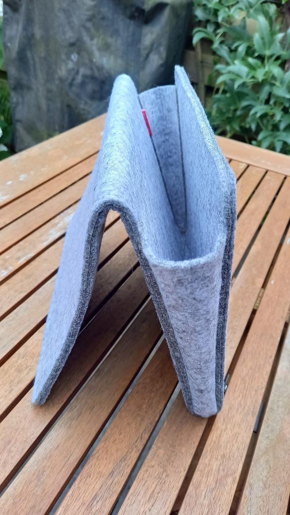 Kikkerland bedside pocket (Opbergzak voor aan je bed), Huis en Inrichting, Woonaccessoires | Overige, Zo goed als nieuw, Ophalen of Verzenden