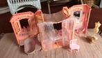 Barbies plus toebehoren, Verzamelen, Ophalen of Verzenden, Gebruikt, Poppenhuis