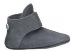 Lodger pantoffels slofjes grijs maat 12 - 15 maanden - nieuw, Ophalen of Verzenden, Nieuw, Jongetje of Meisje, Slofjes