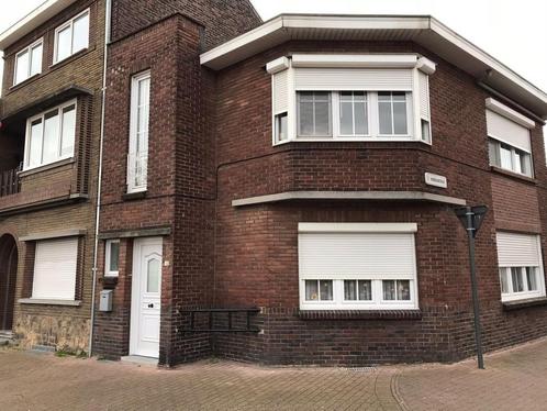 Te Huur: Ruim 5-Kamer Huis met Garage – Centrum Maaseik, Huizen en Kamers, Huizen te huur, Limburg, Hoekwoning, Direct bij eigenaar