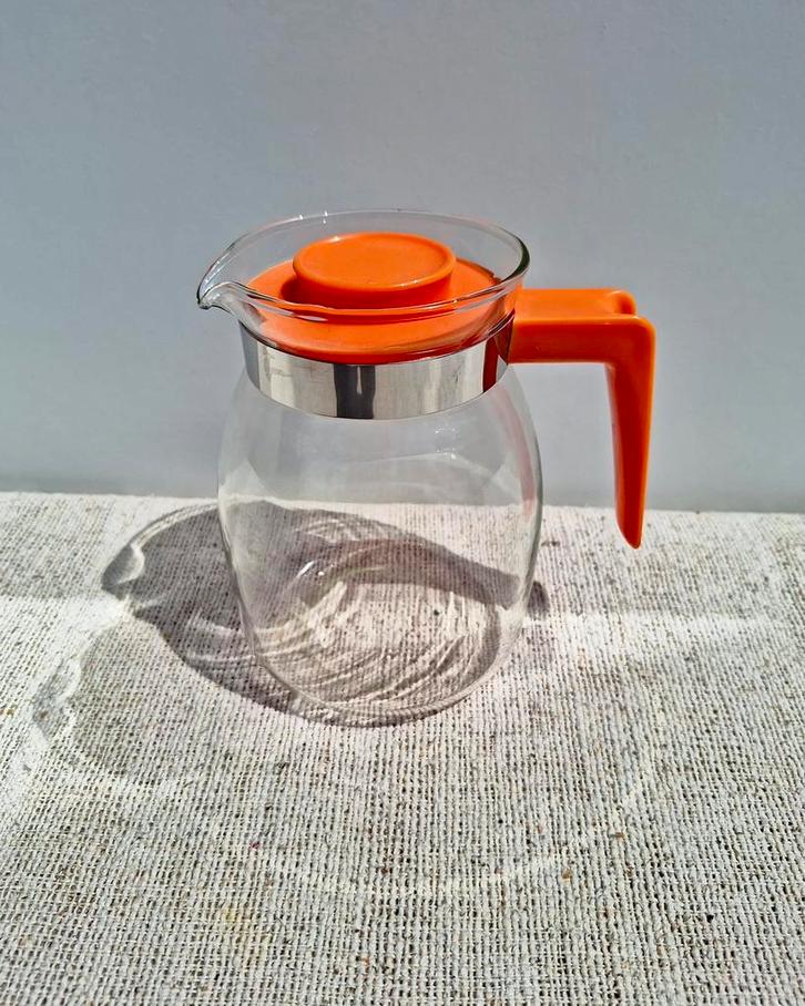 Retro theepot oranje vintage, Antiek en Kunst, Antiek | Keukenbenodigdheden, Ophalen of Verzenden