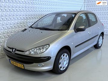 Peugeot 206 1.6-16V Gentry Airco TREKHAAK / 161.000km (2004) beschikbaar voor biedingen
