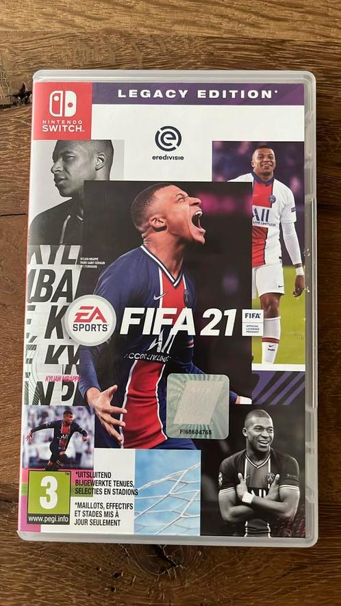 FIFA 21 - Édition Essentielle voor Nintendo Switch, Spelcomputers en Games, Games | Nintendo Switch, Zo goed als nieuw, Sport