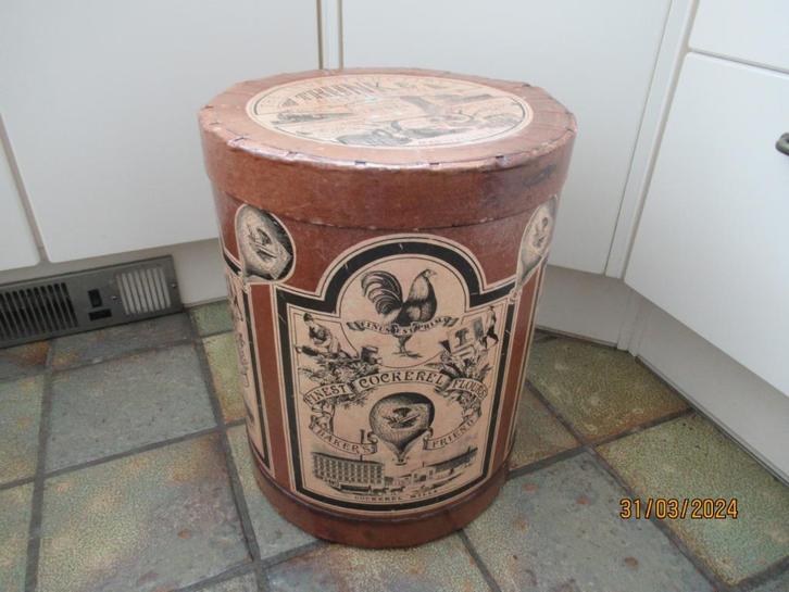 APARTE STEVIGE TON- - TRUNKS CONTAINERS CO MANUFACTURES, Antiek en Kunst, Curiosa en Brocante, Ophalen