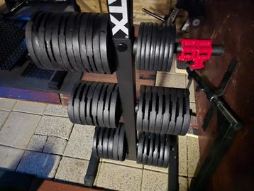 ATX Weight Plate (119kg) + Weight Tree + Dumbbellstangen  beschikbaar voor biedingen