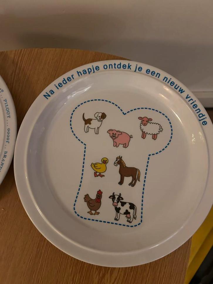 Leuke kinderborden met dieren en beroepen, Huis en Inrichting, Keuken | Servies, Zo goed als nieuw, Bord(en), Overige stijlen