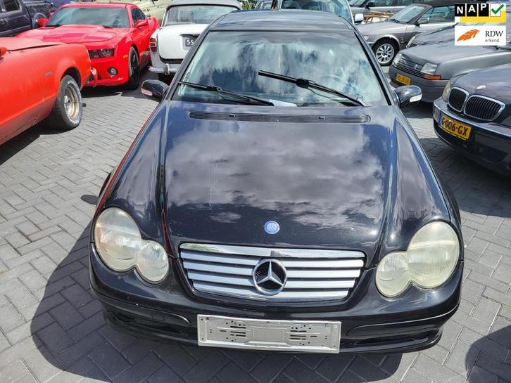 Mercedes-Benz C-klasse Sportcoupé 200 K. schakel belg, Auto's, Mercedes-Benz, Bedrijf, Te koop, C-Klasse, ABS, Airbags, Boordcomputer