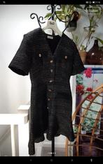 Sandro Zwarte jurk met gouden knopen, Kleding | Dames, Jurken, Zwart, Sandro, Nieuw, Ophalen of Verzenden