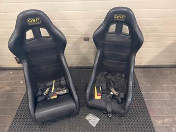 QSP Racekuipstoelen met gordels en rails beschikbaar voor biedingen
