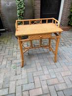 Rotan bijzettafel, haltafel, sidetable, kaptafel, bureau, Huis en Inrichting, Tafels | Sidetables, Ophalen, Gebruikt, 50 tot 100 cm