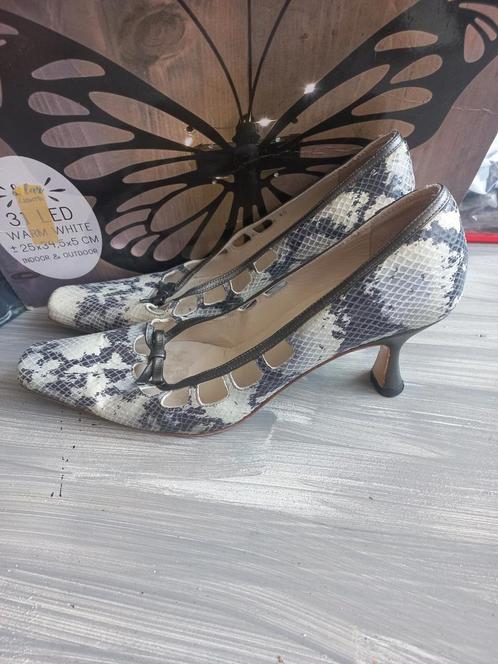 Italiaans, leer, reptiel print pumps maat 40, Kleding | Dames, Schoenen, Zo goed als nieuw, Blauw, Ophalen of Verzenden