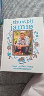 Jamie Oliver - Thuis bij Jamie, Ophalen of Verzenden, Zo goed als nieuw, Jamie Oliver