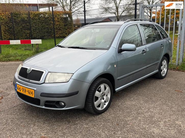 Skoda Fabia Combi 1.4-16V Elegance Automaat Airco Cruise LM, Auto's, Skoda, Bedrijf, Te koop, Fabia, ABS, Airbags, Airconditioning
