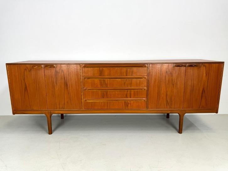 Vintage dressoir Mcintosh, Huis en Inrichting, Kasten | Dressoirs, Zo goed als nieuw, 150 tot 200 cm, 25 tot 50 cm, Ophalen of Verzenden