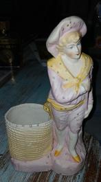 Antiek Biscuit beeldje figuur met mand, bakje/vaasje, Ophalen