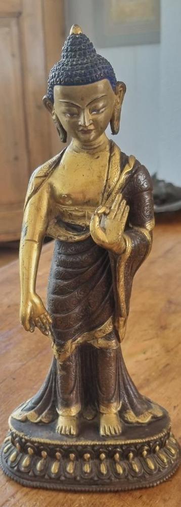 Etnografica, Ladakh, Brons, Boeddha, verguld, 19thC beschikbaar voor biedingen