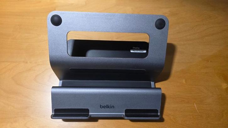 Dockingstation Belkin Dual Video Docking Stand * GRATIS *, Computers en Software, Dockingstations, Zo goed als nieuw, Docking station