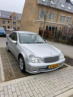 Mercedes-Benz C-Klasse 1.8 C180 Kompr Sedan 2006 Grijs, Achterwielaandrijving, 1796 cc, Handgeschakeld, Sedan