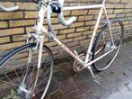 Vintage peugeot for self restauration, Fietsen en Brommers, Fietsen | Racefietsen, Gebruikt, Ophalen