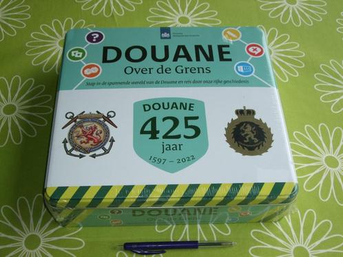 Nieuw in seal: Douane - jubileumspel - over de grens, Hobby en Vrije tijd, Gezelschapsspellen | Bordspellen, Nieuw, Drie of vier spelers