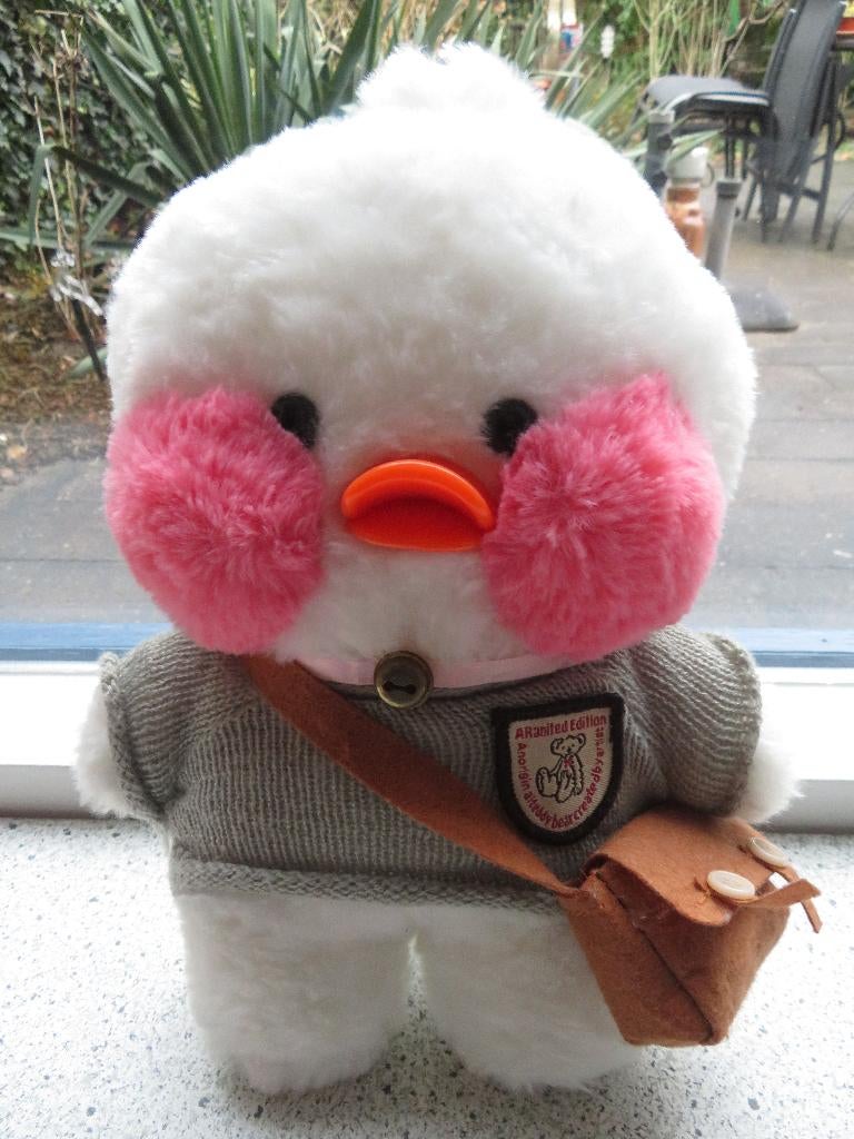 Eend Paper Duck grijze trui met bruine tas kunststof snavel, Kinderen en Baby's, Speelgoed | Knuffels en Pluche, Ophalen of Verzenden