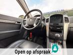 Chevrolet Captiva 3.2i Executive 7p. Nieuwe APK Automaat, Le, Auto's, 1780 kg, 3195 cc, Gebruikt, 2000 kg