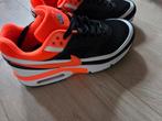 Nikes classic neon, Kleding | Dames, Ophalen of Verzenden, Nieuw, Sneakers of Gympen