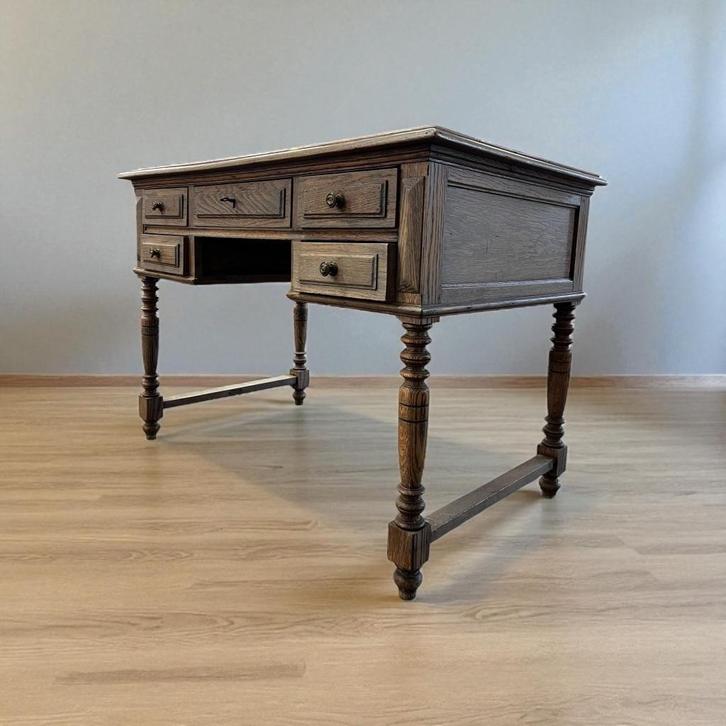 Brocante houten bureau / sidetable met lades, Huis en Inrichting, Tafels | Sidetables, Gebruikt, 25 tot 50 cm, 100 tot 150 cm