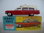 Corgi toys 437 Superior Ambulance, Ophalen of Verzenden, Zo goed als nieuw, Auto, Corgi