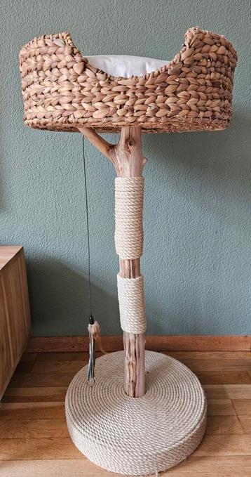 Kattenboom, katten meubel, krabpalen, krabpaal, klimboom  beschikbaar voor biedingen