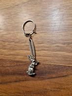 292 Zilverkleurig Sleutelhanger met konijn  / Haas, Ophalen of Verzenden, Gebruikt