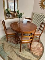 Klassieke ronde uitschuifbare eettafel met 4 stoelen, Huis en Inrichting, Complete eetkamers, Ophalen, Zo goed als nieuw, Klassiek