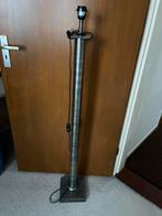 Mooie zilveren metalen voetlamp 129 cm hoog, Huis en Inrichting, Ophalen, Gebruikt, 75 cm of meer