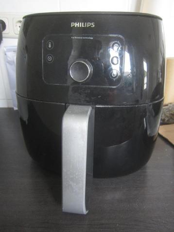 nog jonge  airfryer PHILIPS   groot model XL beschikbaar voor biedingen