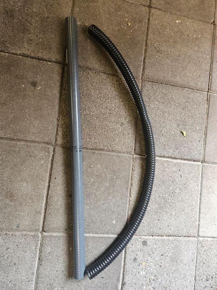 2 buizen oa afvoer rechte en flexibele, Doe-het-zelf en Verbouw, Buizen en Afvoer, Nieuw, Afvoer, Pvc, Minder dan 2 meter, 20 tot 40 mm