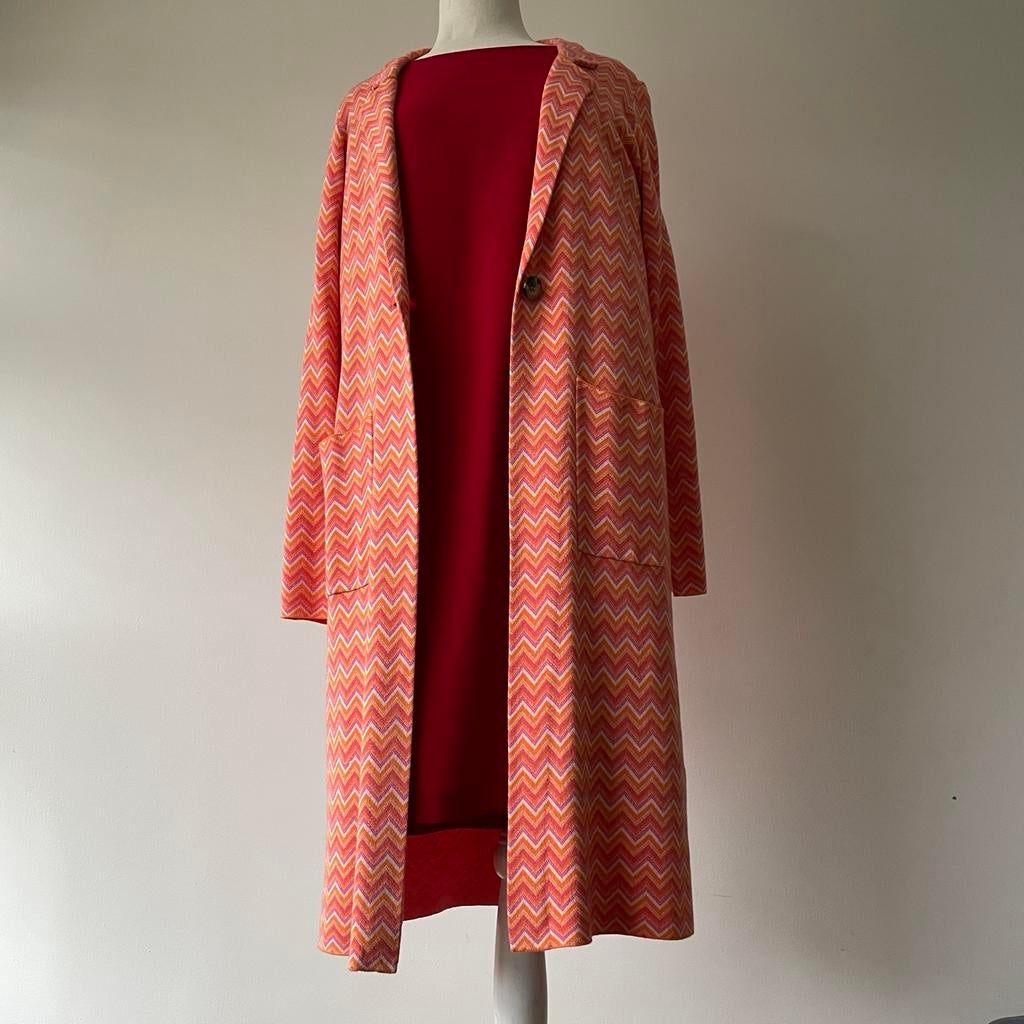 Mooi gebreid Cat Noir vest Missoni patroon 110cm maat 38/40, Ophalen of Verzenden, Zo goed als nieuw, Maat 38/40 (M), Rood