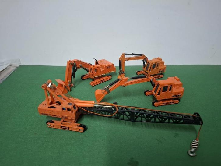 Hitachi machines loop & sloop, Hobby en Vrije tijd, Modelauto's | Overige schalen, Gebruikt, Overige typen, Ophalen of Verzenden