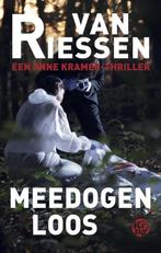 Meedogenloos - Van Riessen, Boeken, Thrillers, Verzenden, Zo goed als nieuw
