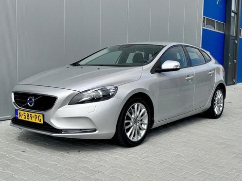 Volvo V40 1.6 T2 Momentum | PDC | Clima | Lage KM | Xenon, Auto's, Volvo, Bedrijf, Te koop, V40, ABS, Airbags, Airconditioning