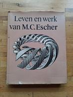 Leven en werk van m.c. escher 1e druk 1981 in woord en beeld, Ophalen of Verzenden, Zo goed als nieuw, Schilder- en Tekenkunst