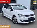 Volkswagen Polo 1.0 TSI BlueMotion Org NL|Navi|Airco|Carplay, Voorwielaandrijving, Stof, Gebruikt, 95 pk