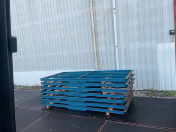 Zware framen 1500x 3260 7st hoogte profielen is 80mm 4 dik beschikbaar voor biedingen