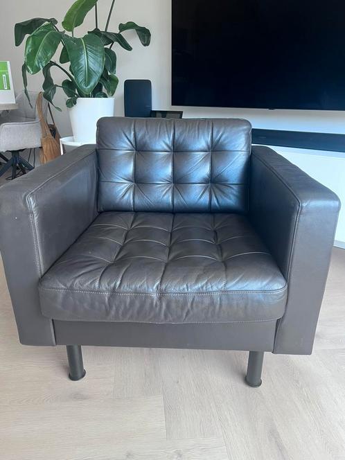 Fauteuil zwart bruin leer Landskrona, Huis en Inrichting, Fauteuils, Gebruikt, Leer, Ophalen
