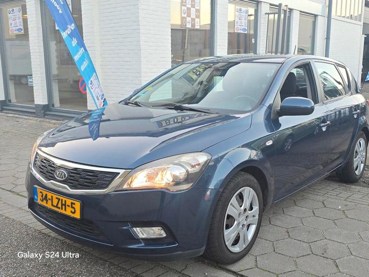 Kia Cee'd 1.4 CVVT X-ecutive*nap*apk*airco*goed onderhoud*na, Auto's, Kia, Bedrijf, Te koop, (Pro) Cee d, ABS, Airbags, Airconditioning