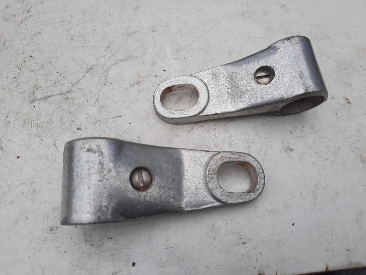 zeer mooie aluminium lamporen koplamp beugels, Fietsen en Brommers, Brommeronderdelen | Oldtimers, Zo goed als nieuw, Overige merken