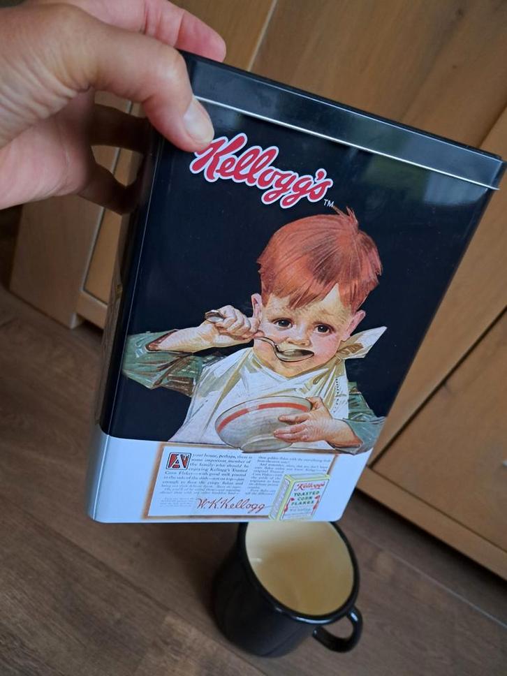 Vintage Kellogg's Toasted Cornflakes blik 25-17,5-9,5 cm, Verzamelen, Blikken, Gebruikt, Ophalen of Verzenden